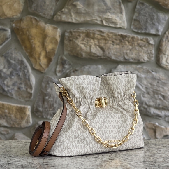Michael Kors Large Logo Vanilla Crossbody - Picture 1 of 10
